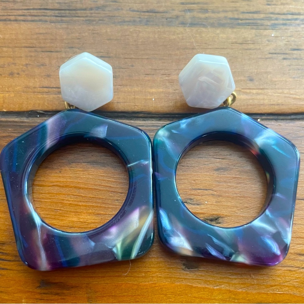 Madewell White And Brown Tortoise Resin Earrings